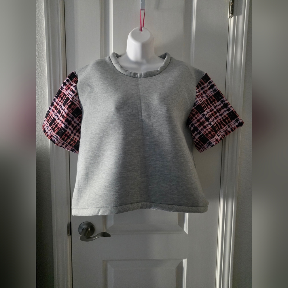 Finders Keepers Grey Marle/Tartan Print Top L.